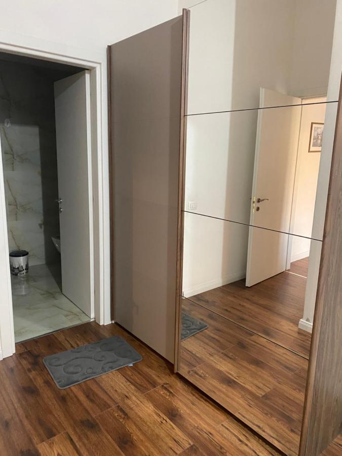 Ambassador Tirana Apartment Экстерьер фото