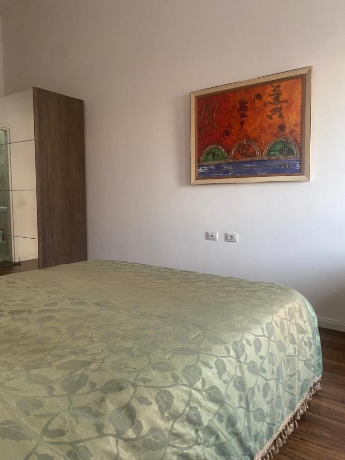 Ambassador Tirana Apartment Экстерьер фото