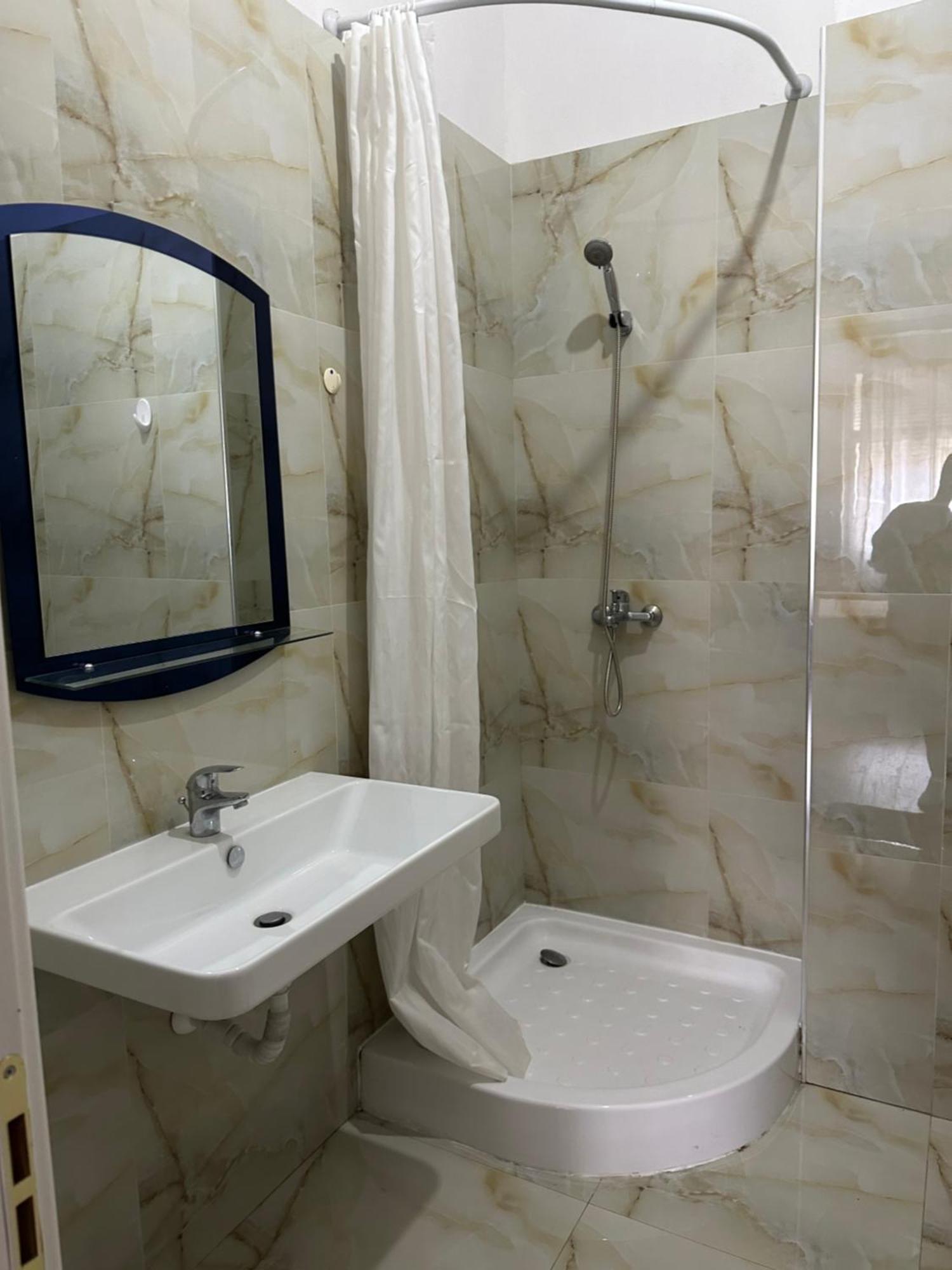 Ambassador Tirana Apartment Экстерьер фото